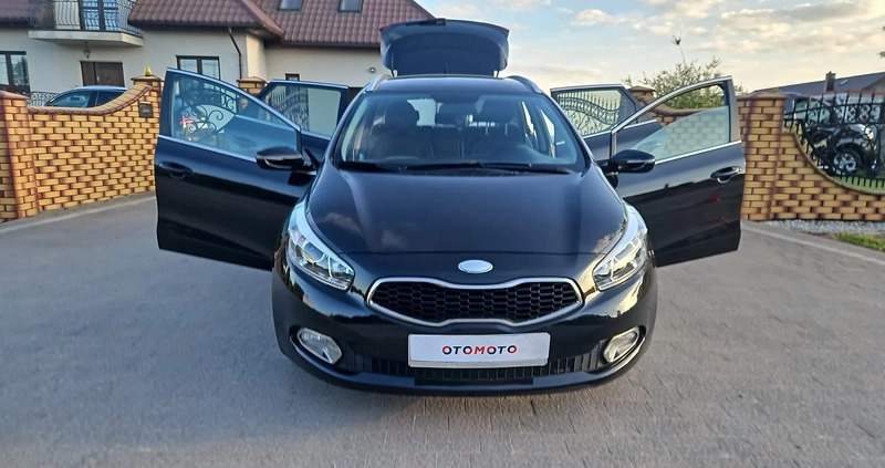 Kia Ceed cena 32900 przebieg: 218000, rok produkcji 2013 z Bartoszyce małe 232